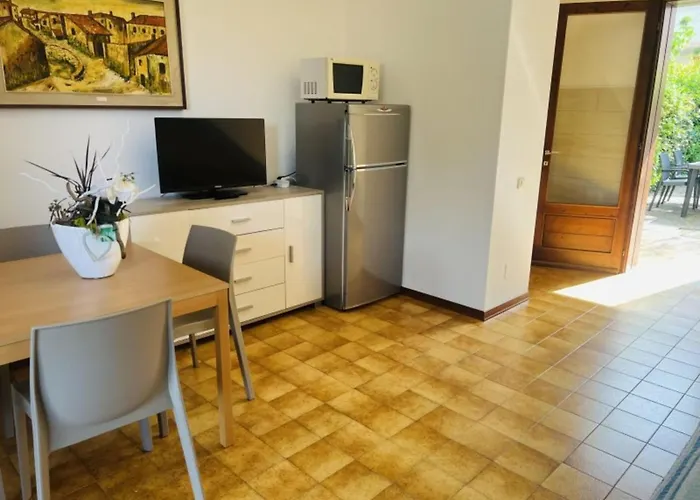 Two-story Terraced House With Private Garden Villa *