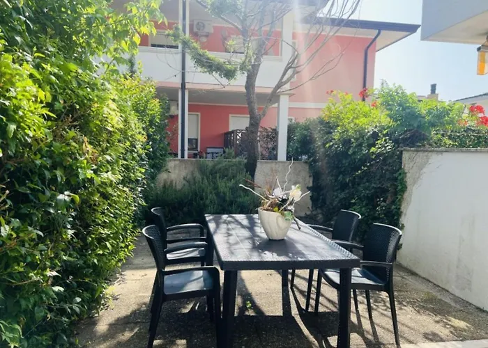 Villa Two-story Terraced House With Private Garden *